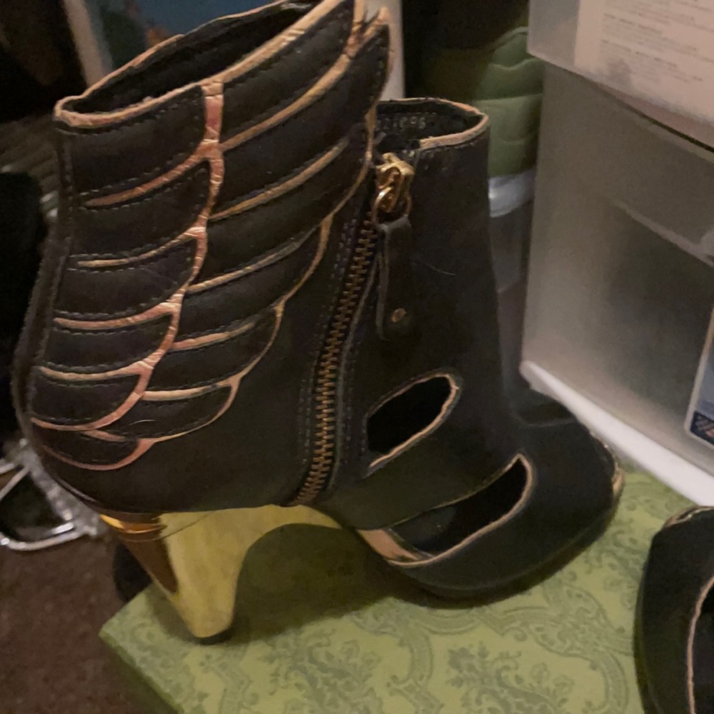 Limited edition one of kind TOPSHOP shoes